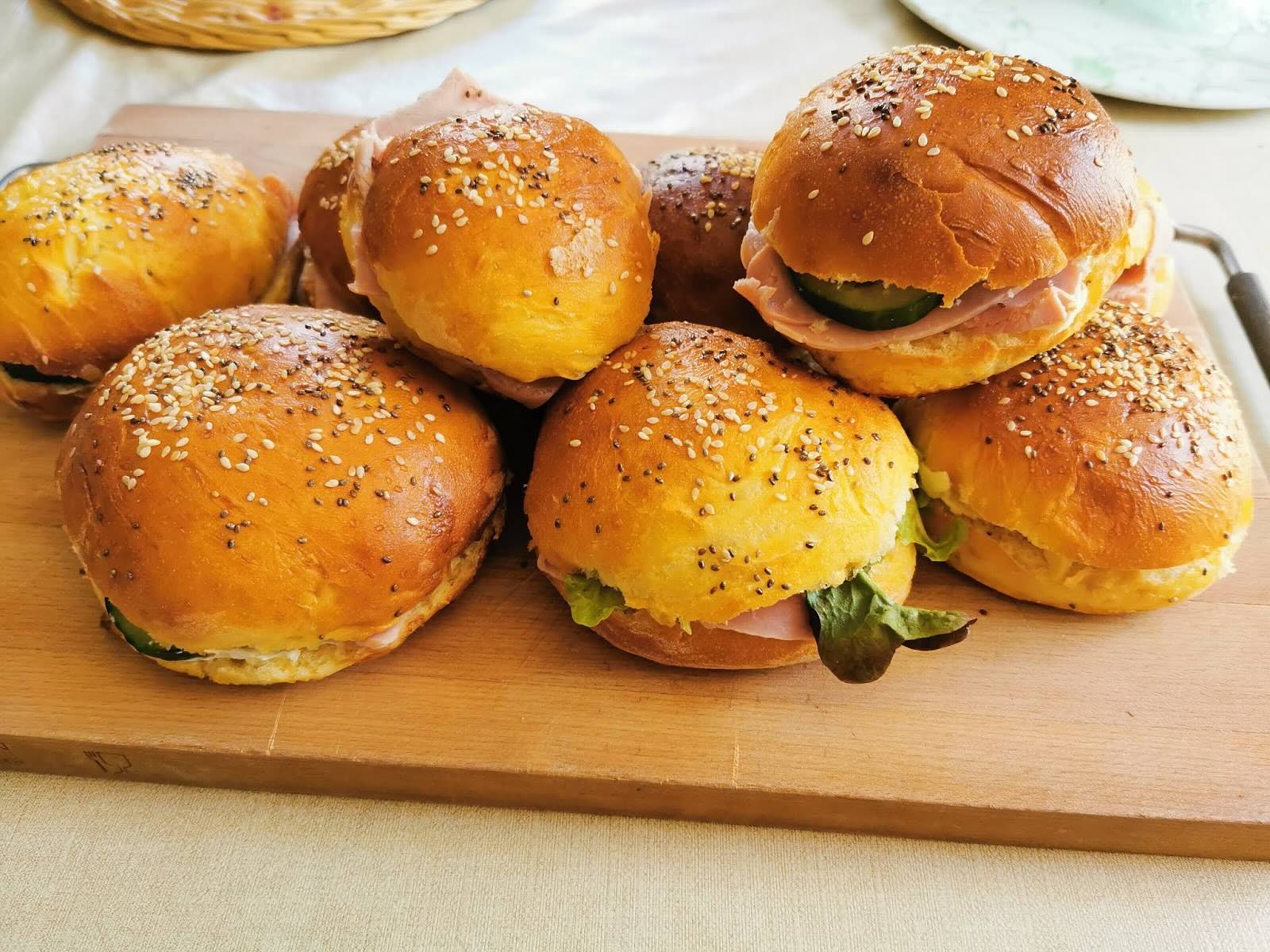 recette-de-petit-pain-pour-sandwich