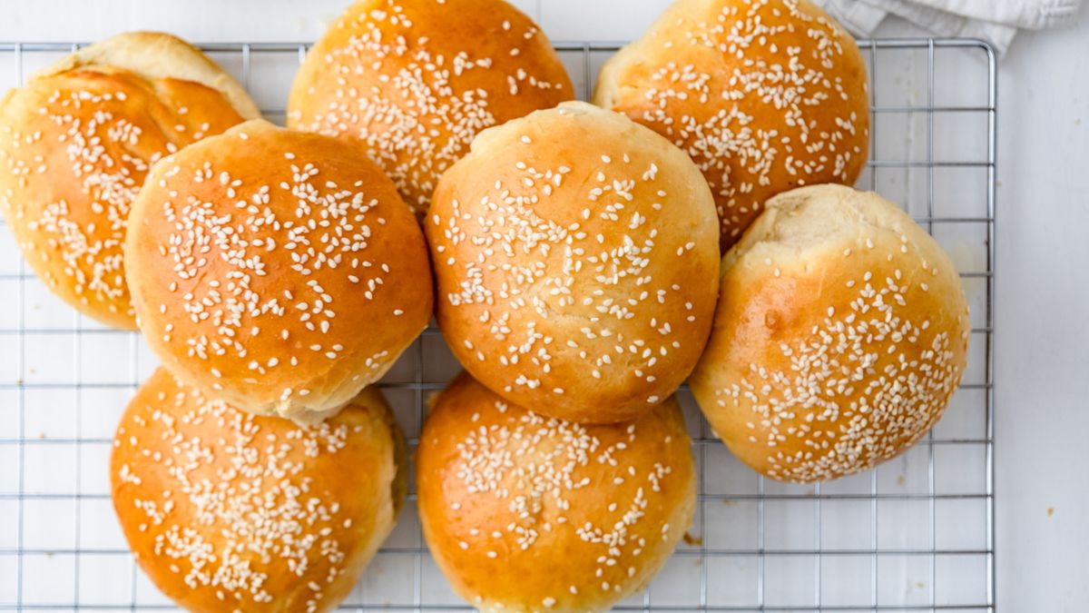 recette-de-petits-pains-ronds-buns