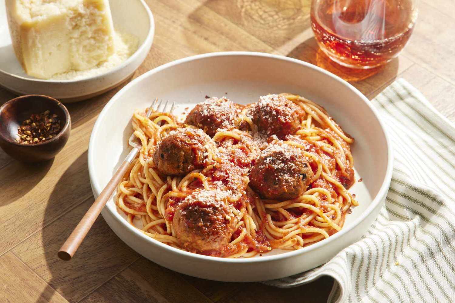 recette-de-spaghetti-aux-boulettes-de-viande